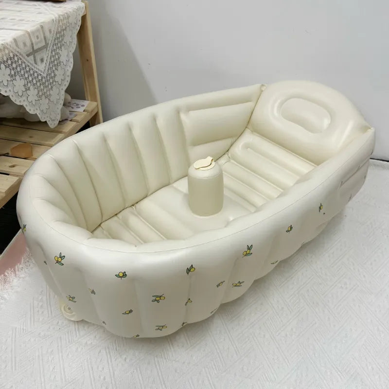 Baby Bath Mina - Draagbaar en Opblaasbaar Voor Een Ultieme Babybadervaring